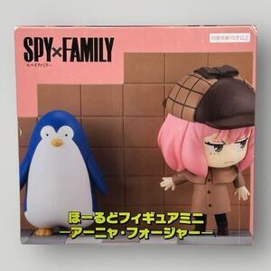 SPY x FAMILY Anya Forger & Penguin Detective Figure